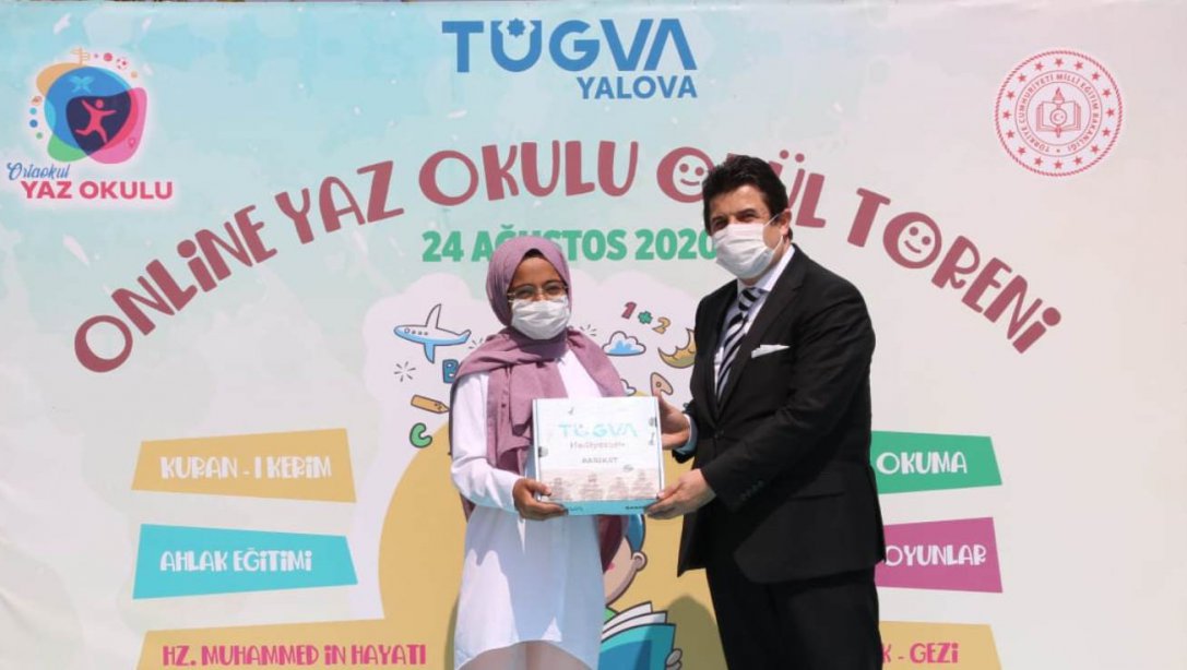 TÜGVA Online Yaz Okulu Ödül Töreni'nde Öğrencilere Ödülleri Verildi