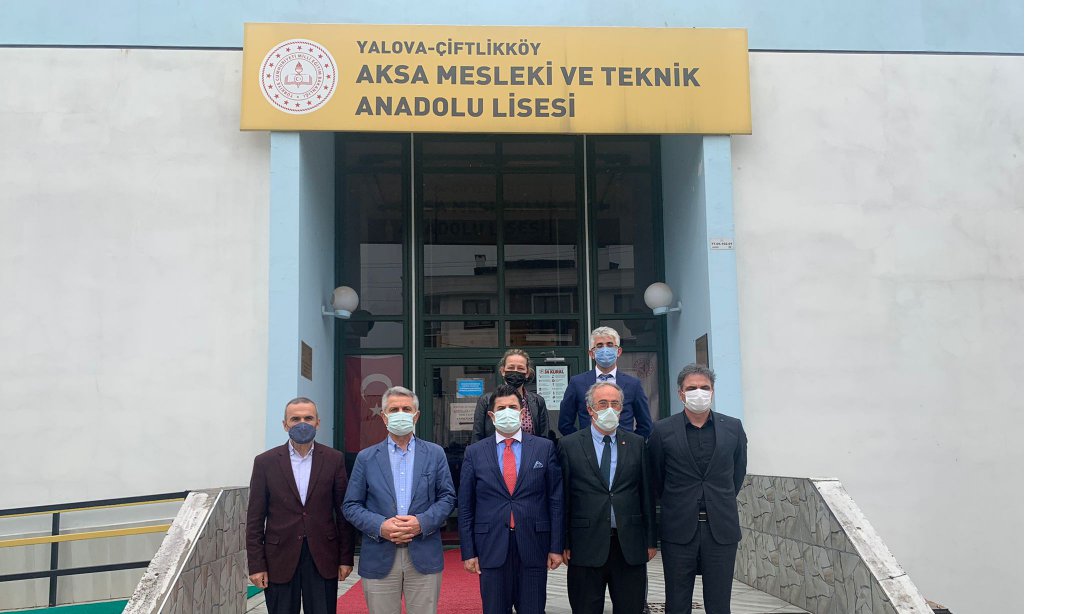 İl Millî Eğitim Müdürümüz, Çiftlikköy İlçemizde Yüz Yüze Eğitim Sürecini Sahada Değerlendirdi