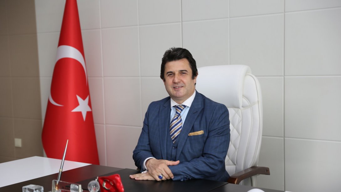 İl Millî Eğitim Müdürümüzün Dr. Abdülaziz Yeniyol'un Yıl Sonu Mesajı